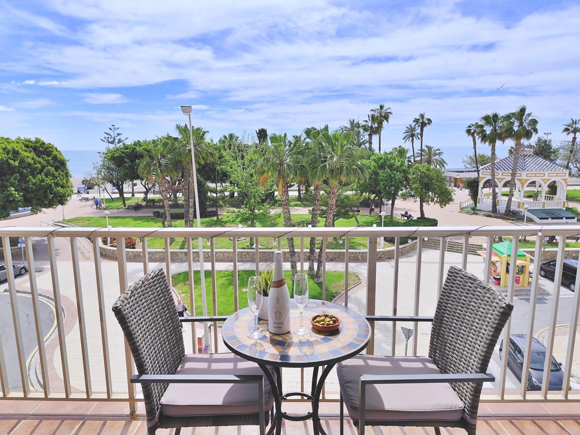 Apartamento El Nido Torre Del Mar Exteriér fotografie