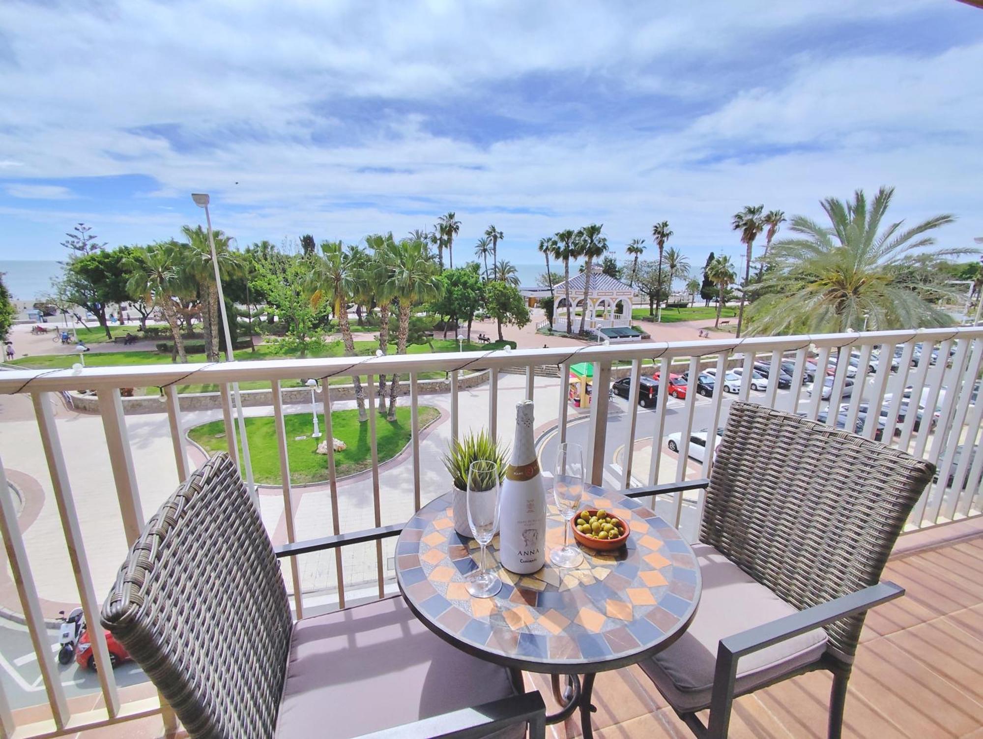 Apartamento El Nido Torre Del Mar Exteriér fotografie